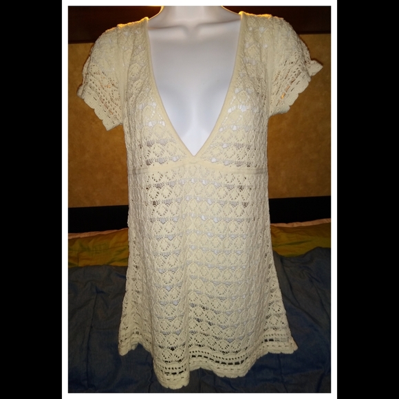 OLD NAVY Vintage Crochet Top - Picture 1 of 5